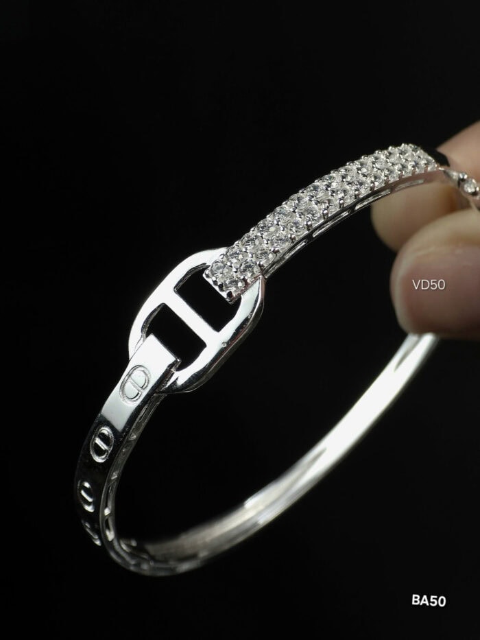 z6417259354898 9d68e63ef4618ef1cda39c579223f5c9 1