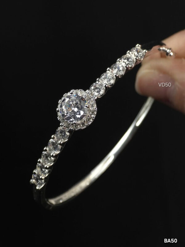 z6417259374725 bf7ff1877d8a38be568eda09cd70b0ad 1