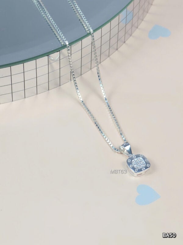 z6417521313755 893c22adac6166f687c932f51ee8b04e 1