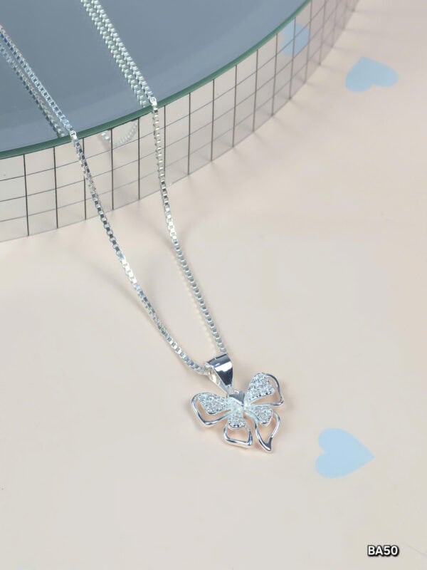 z6421062139249 b1947ece995a21935b3c9a5a7f464e28 1