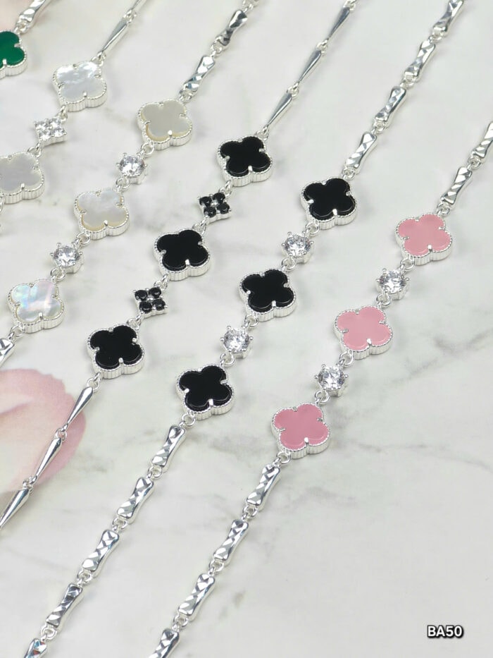 z6421105912753 51c361ecd1e9f06750b5d04d11827a7a 1