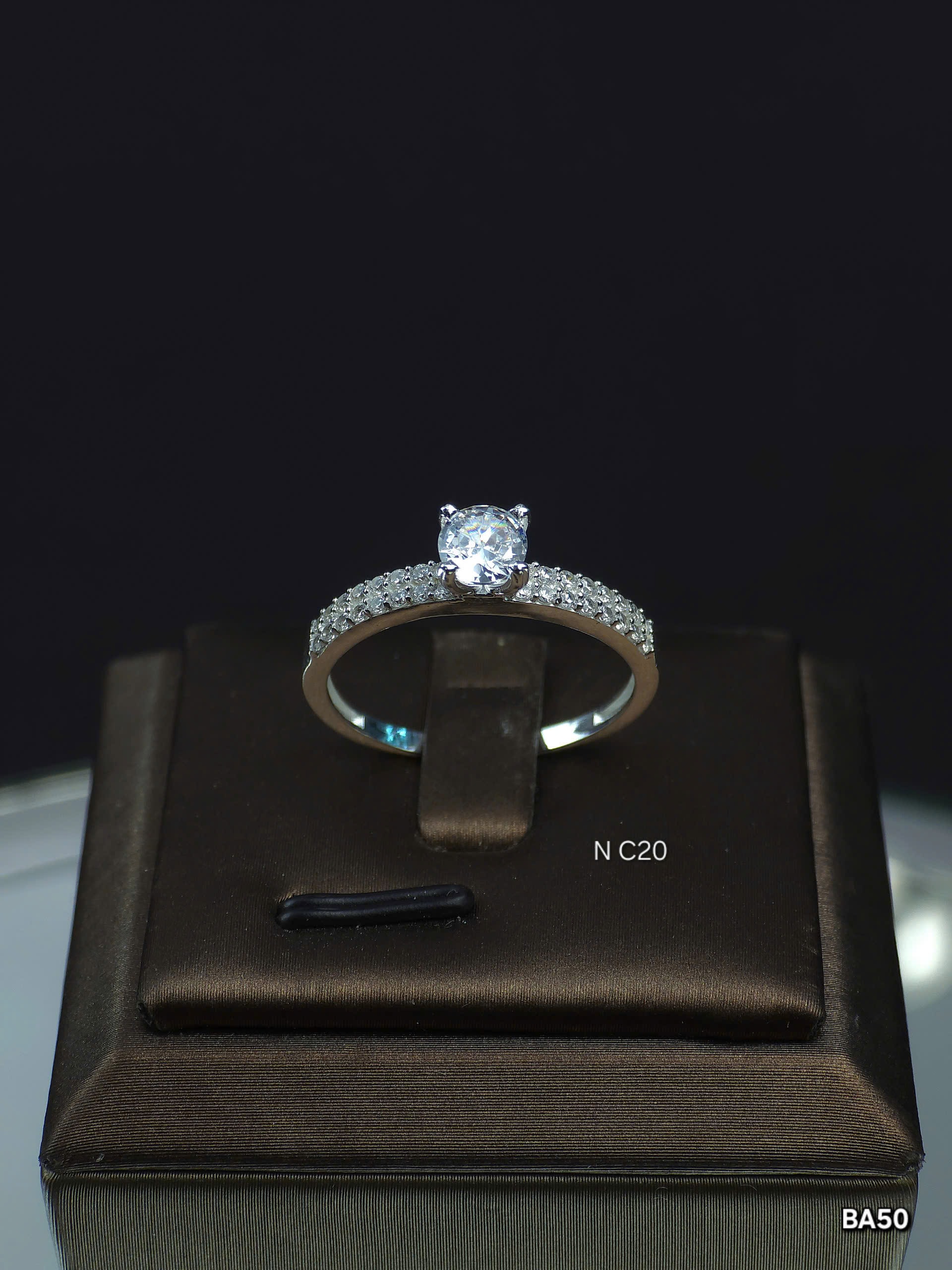 Nhẫn Bạc Nữ Thanh Lịch Đính Đá Sáng Cao Cấp