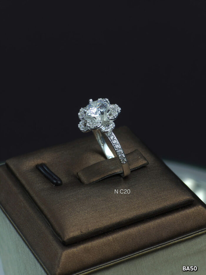 z6421244736949 065b7c6aa90dc237056e5a30d267325a 1