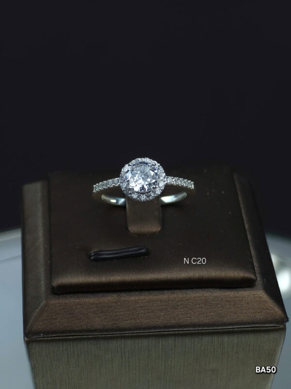 z6421244777199 520ee6d5bf1b3574a215a7d8d8154f5d 1