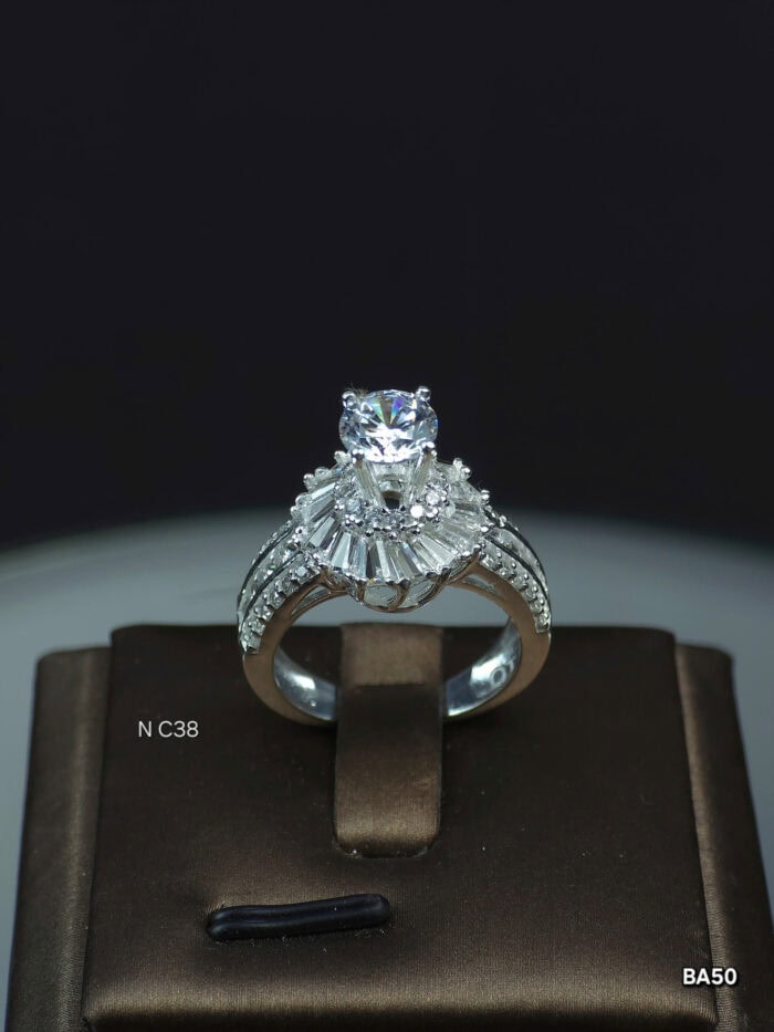 z6421244999118 e2a2d2e61849a6bb3b6d8bcd5982383a 1