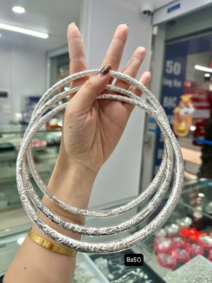 z6428265218697 8510e35b6b97413a4de5f285193f3932 1