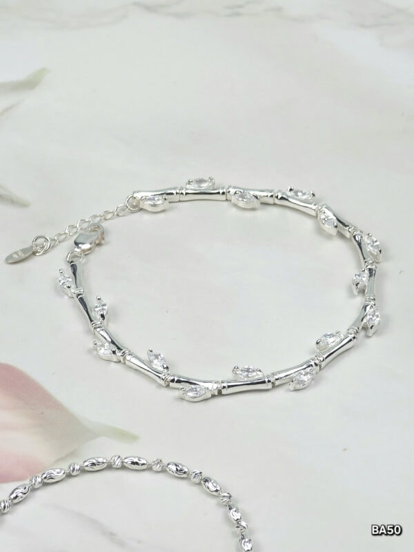 z6430774601238 54f546e6b296ab5bfd81f85c585165f5 1