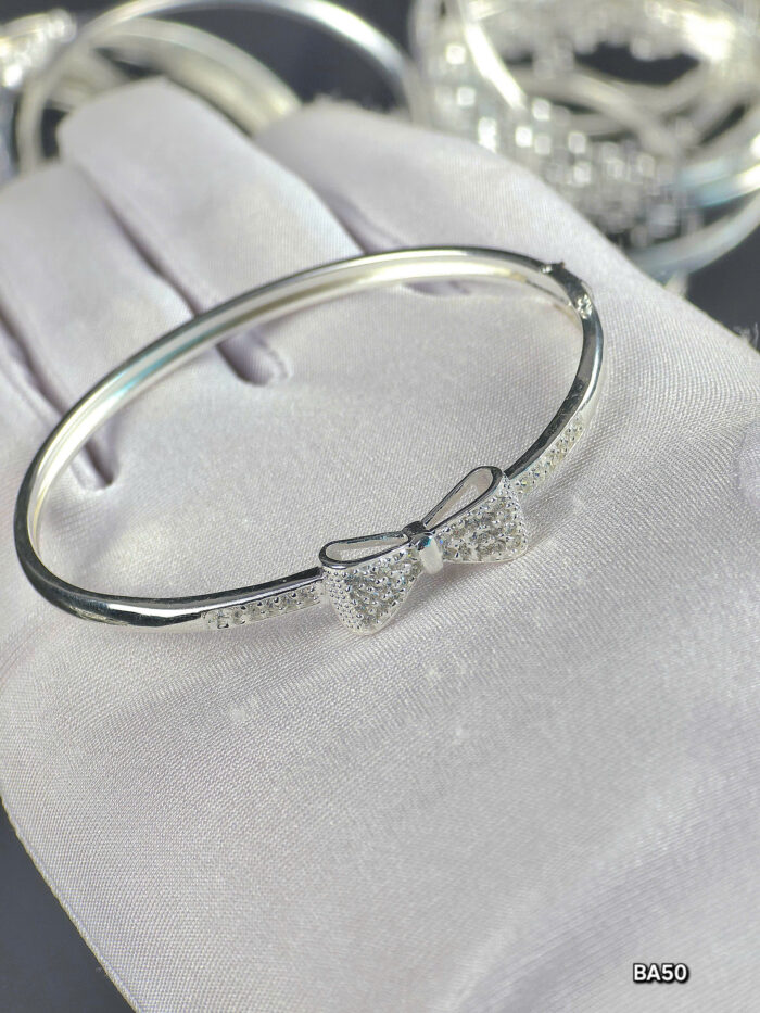 z6436297341091 db3e271eb2e926c387153dfecfad8923 1