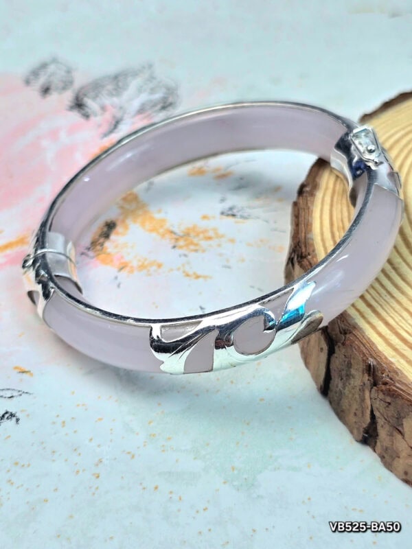 z6436590233742 e40164dd13117a74f1e2fc6d42cdd4de 1