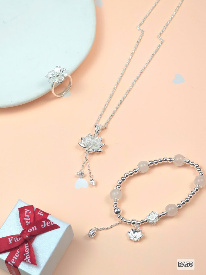 z6437213038356 e70e1a10d7a151ab4640a5ec8dbe7589 1