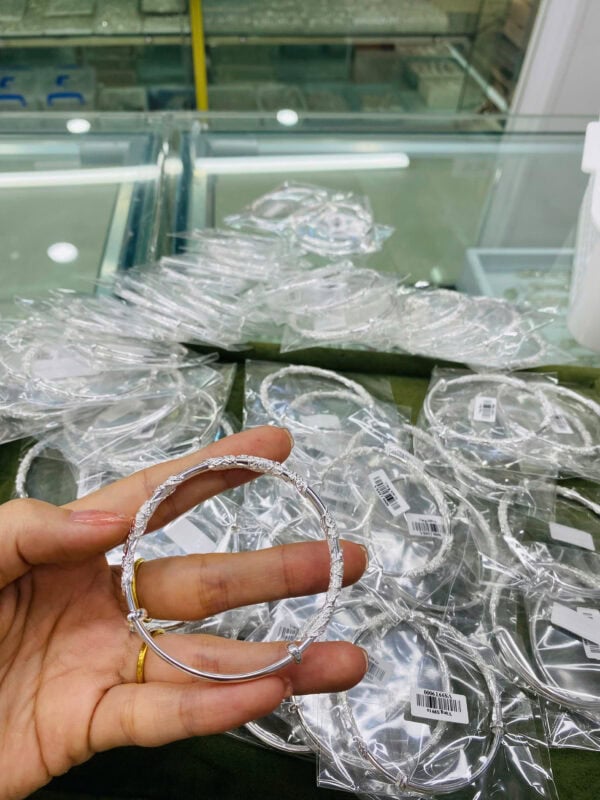 z6439693698611 e0b058aa239dc321f9c306f39add0515 1