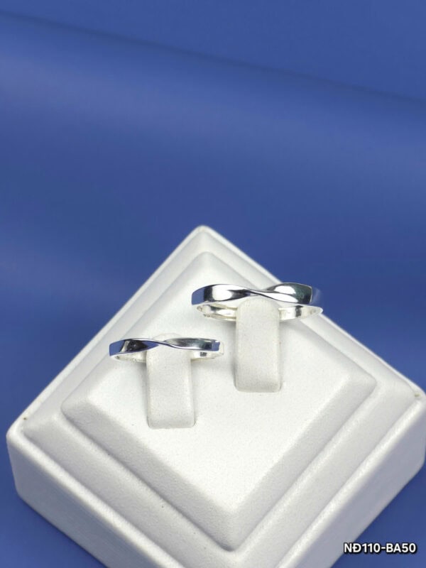 z6440423903727 059274122b287d536d9c18d73c45bc5e