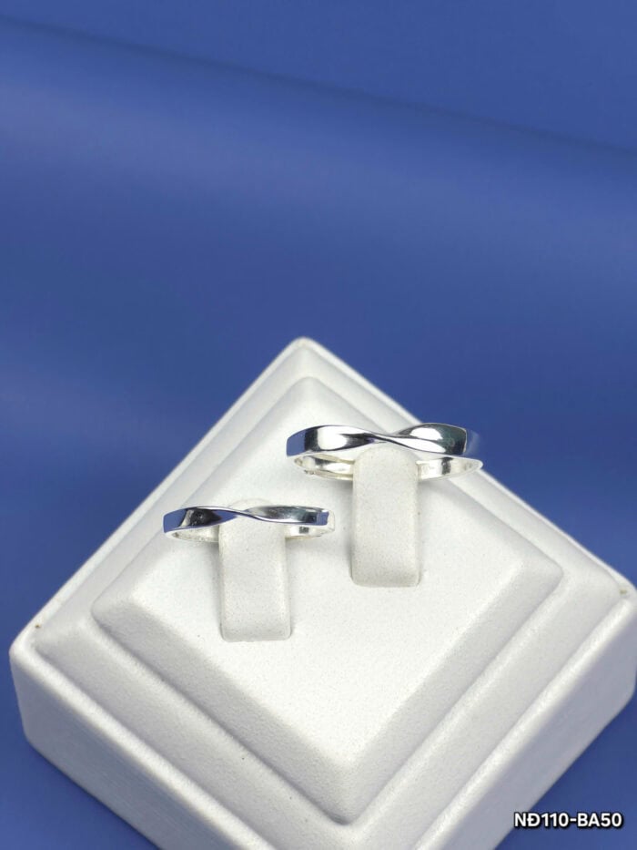 z6440423903727 059274122b287d536d9c18d73c45bc5e