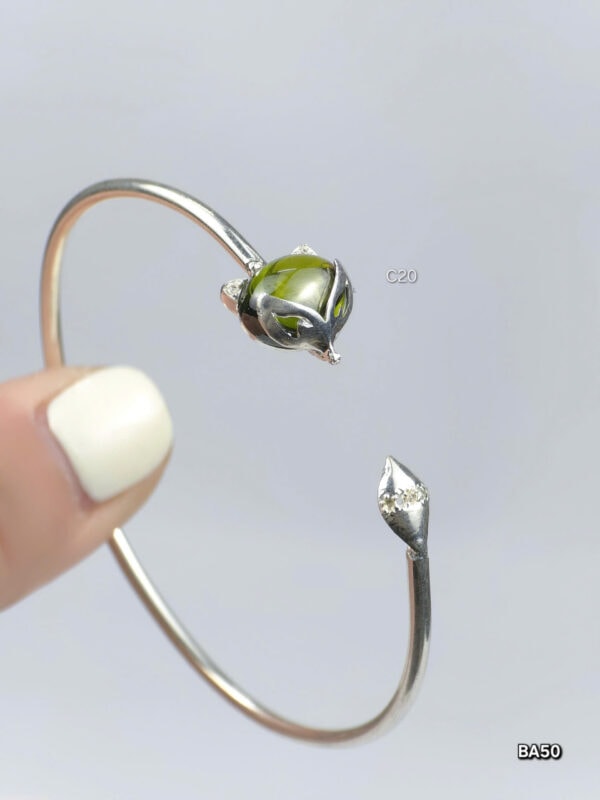 z6440530372100 5607f25ffb0bf1b3e864240e106b2d04