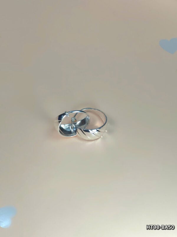 z6442910633232 5ec62a8abc84a82582857366744237bd