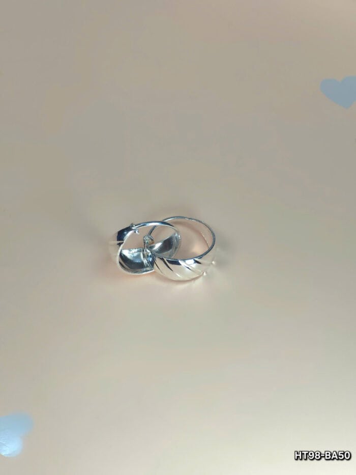 z6442910633232 5ec62a8abc84a82582857366744237bd