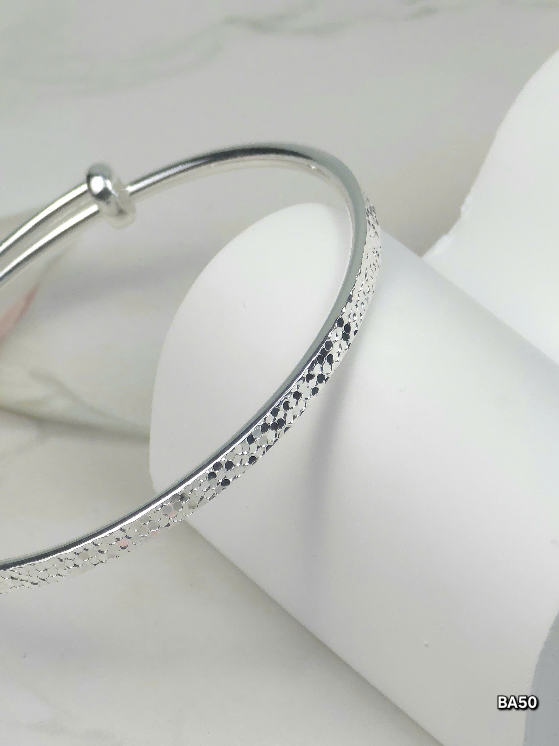 Vòng Tay Bạc Nữ