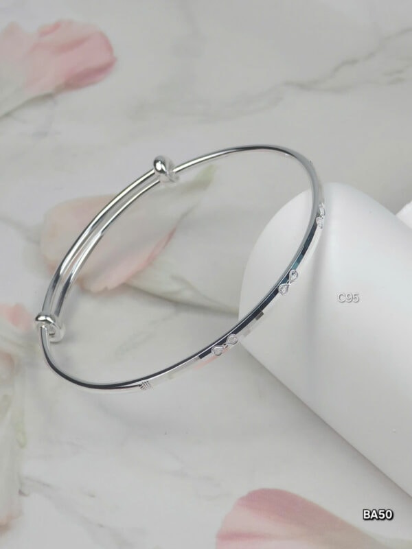 z6443132000547 f4a6304ce7cf752315fcba0c5884158c