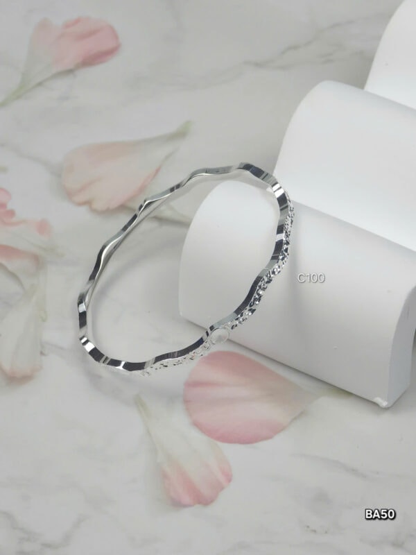 z6443132054021 6428bf1372b6cee661c0dac3ac6ac0a5