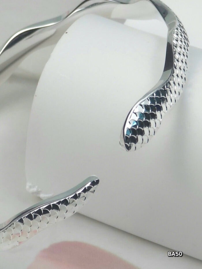 z6443132113566 01984404f057e82fcb780b859d234f5c