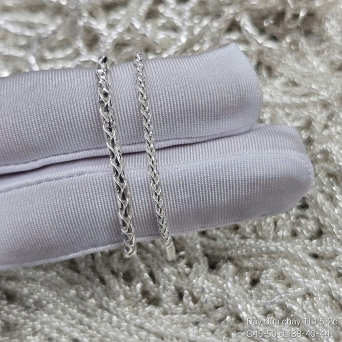 z6443404376168 a05f64dabe4b25b8af68e94ab2fea558