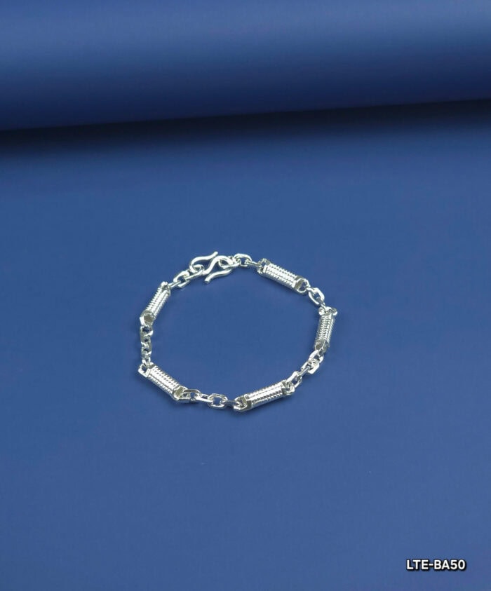 z6443784303812 102182d6db7ad08f6b5e9702b4ab0d4e