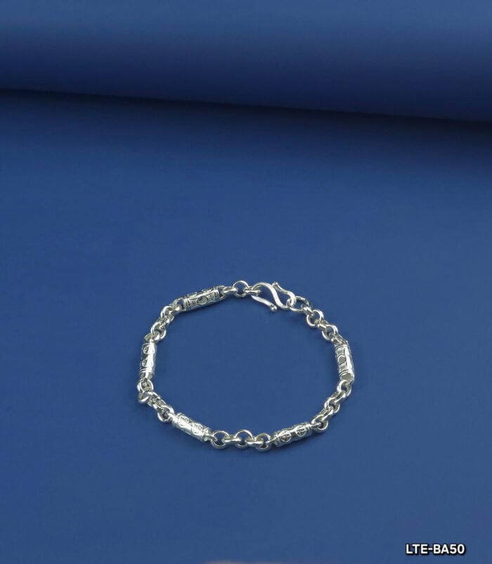 z6443784410864 8ca7908bb212baa820f386e08e6ba1c3