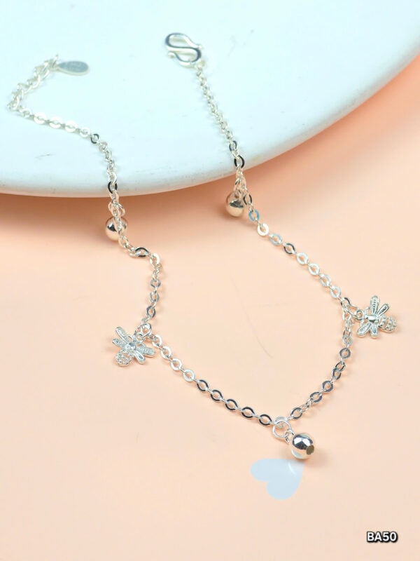 z6450192801894 8ee76a93da138e6133317ab378a4705c