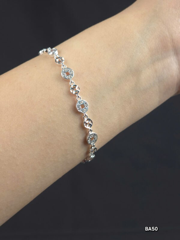 z6461793777804 581011021892766daac0a136f4f484f1