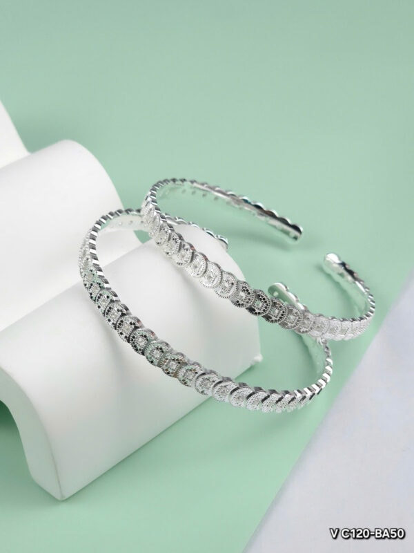 z6465102202692 4522cf9d4f10cefaf94b4e71a9e18537 1