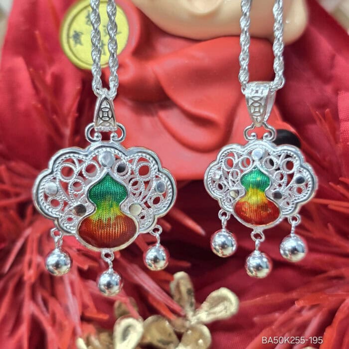 z6469326780470 583a1df6cbfd402fbcd1694535d102e6